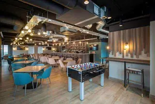 4* Heyford Hotel Bicester night for two with breakfast, drink & late checkout thumbnail 2