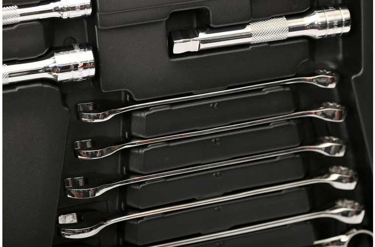 Halfords Advanced 150 Piece Socket and Spanner Set with Lifetime Guarantee photo 3