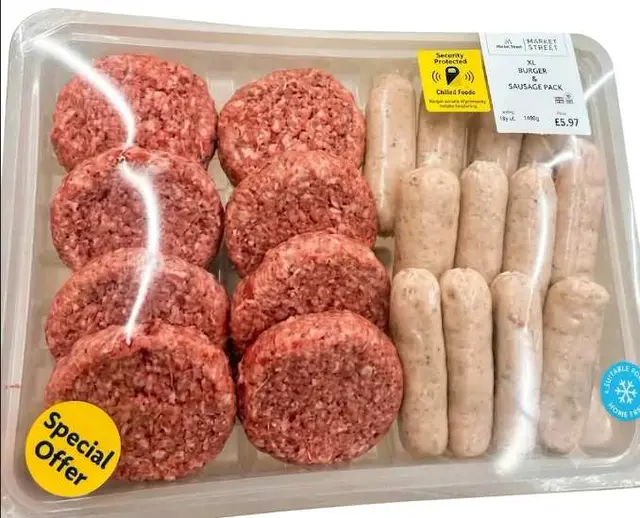Morrisons XL Burger and Sausage Pack 1.58kg Steak Saturdays Deal
