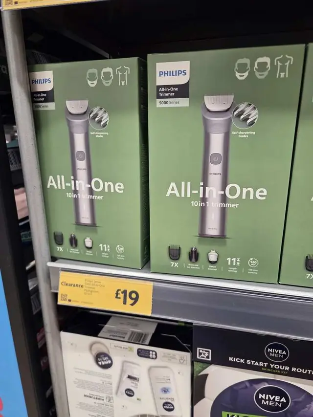 Philips Series 5000 Multi Grooming Trimmer at Morrisons Anniesland photo 2