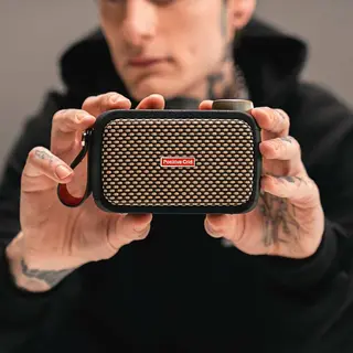 Positive Grid Spark GO 5W Smart Guitar Amp, Black/Pearl thumbnail 2